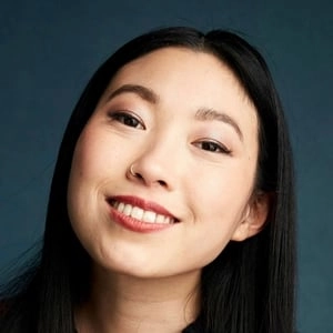 Assistir Awkwafina online grátis no Superfilmes