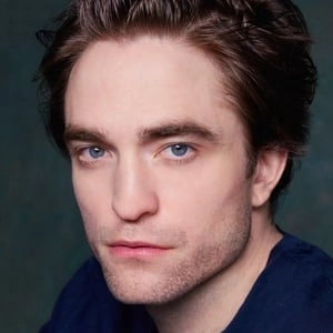 Assistir Robert Pattinson online grátis no Superfilmes