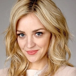 Assistir Abby Elliott online grátis no Superfilmes