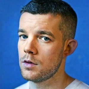 Assistir Russell Tovey online grátis no Superfilmes