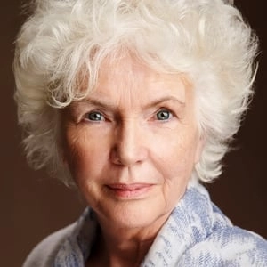 Assistir Fionnula Flanagan online grátis no Superfilmes