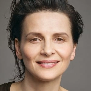 Assistir Juliette Binoche online grátis no Superfilmes